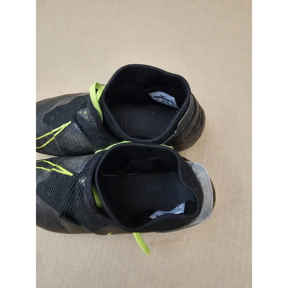 Nike Phantom Academy Artificial Grass Mens 8 Black Volt Soccer Cleats AO3258-007